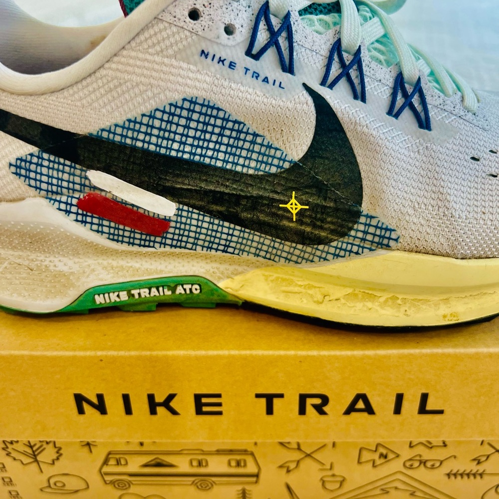 Nike ReactX Pegasus Trail 5 Running Shoes - White with Green & Navy Accents - Picture 3 of 7